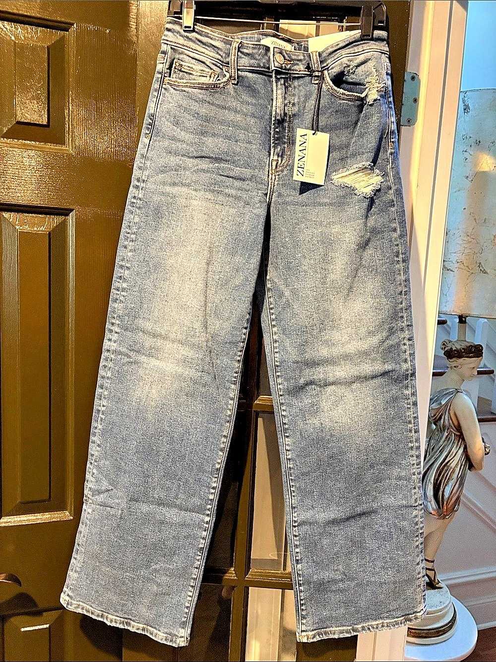 Zenana Distressed Straight Leg Jeans in Blue Waist 29 NWT